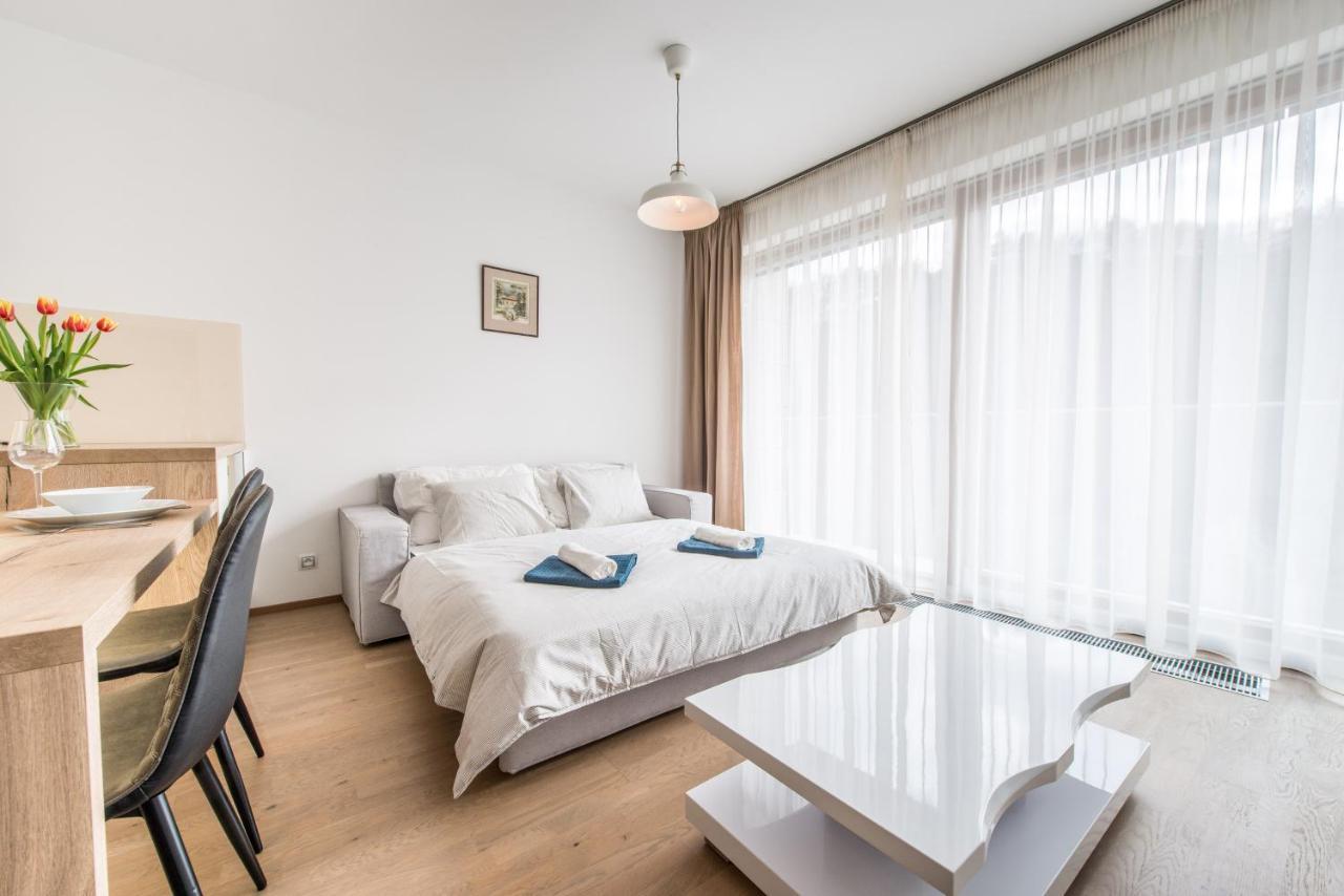 Mozart Central Apartments With Garage Prague Extérieur photo