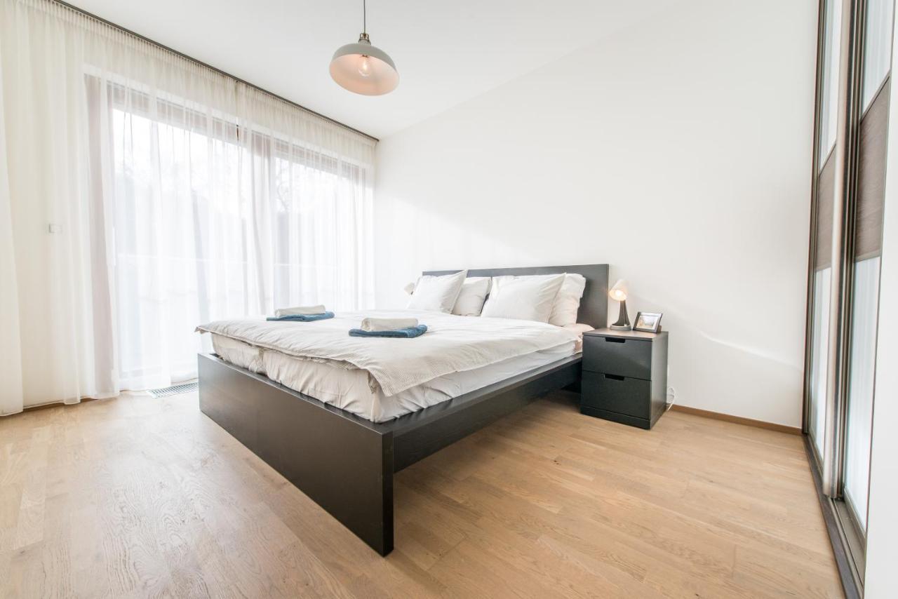 Mozart Central Apartments With Garage Prague Extérieur photo