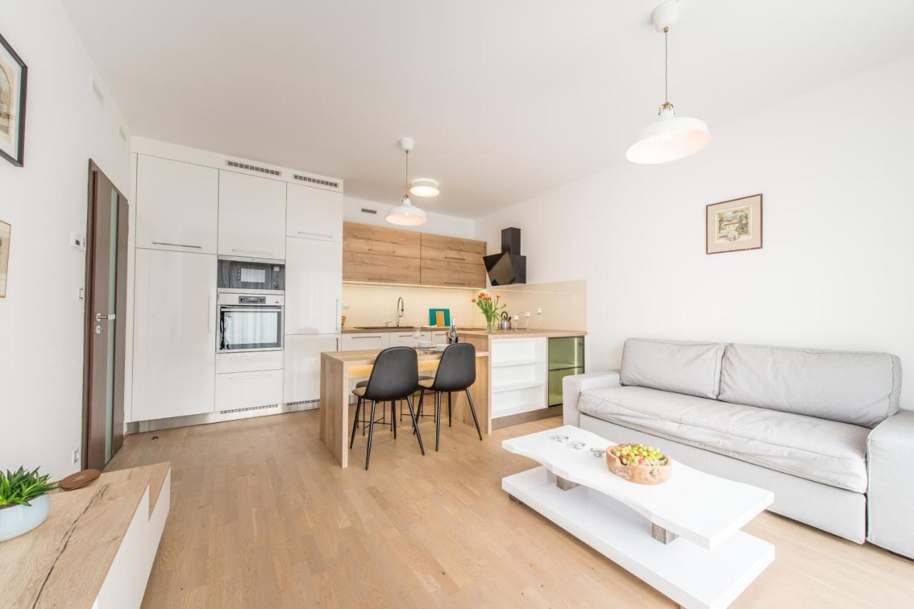 Mozart Central Apartments With Garage Prague Extérieur photo