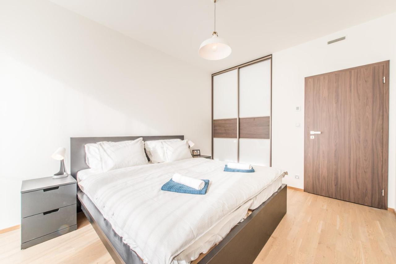 Mozart Central Apartments With Garage Prague Extérieur photo