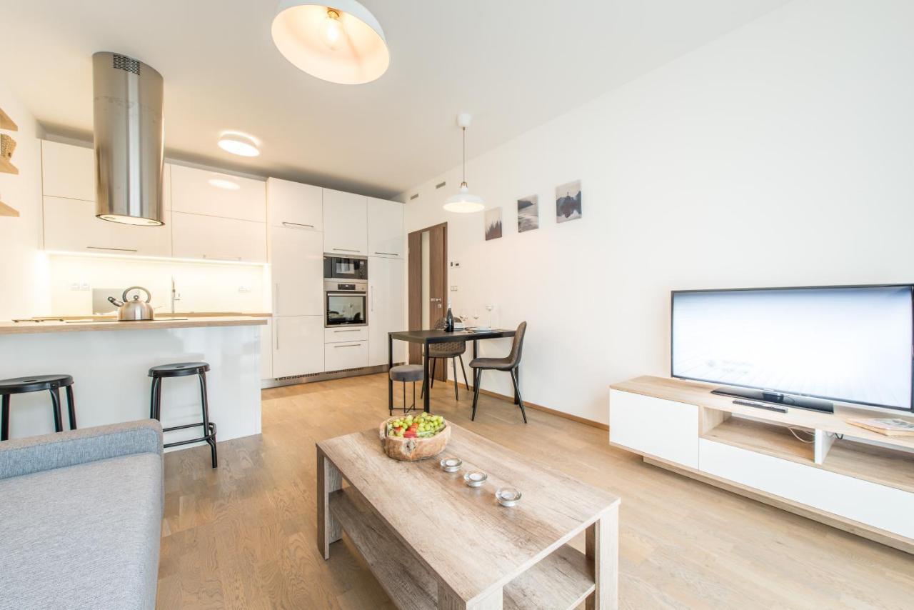 Mozart Central Apartments With Garage Prague Extérieur photo