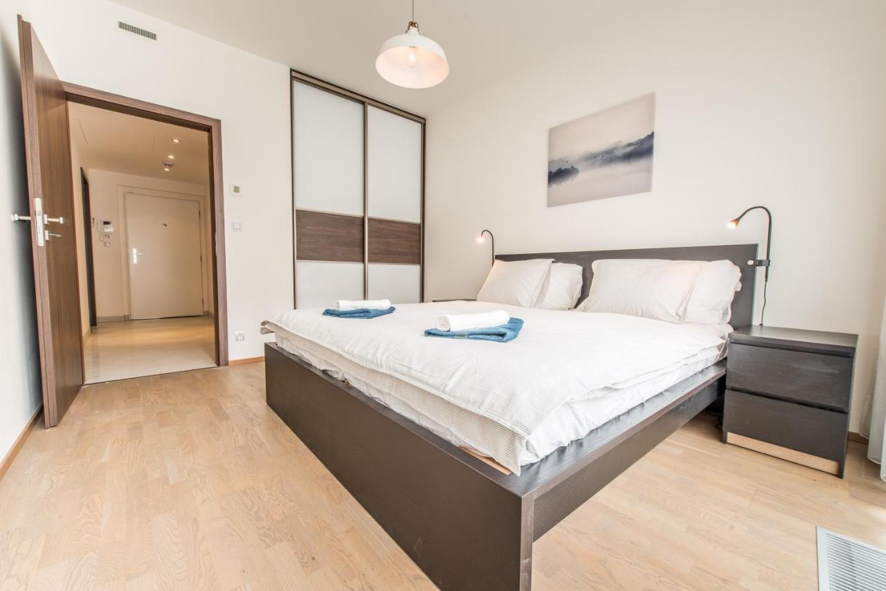 Mozart Central Apartments With Garage Prague Extérieur photo